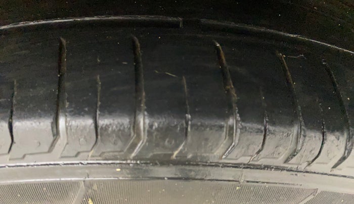 2020 Hyundai VENUE SX 1.0 TURBO IMT, Petrol, Manual, 58,095 km, Left Rear Tyre Tread