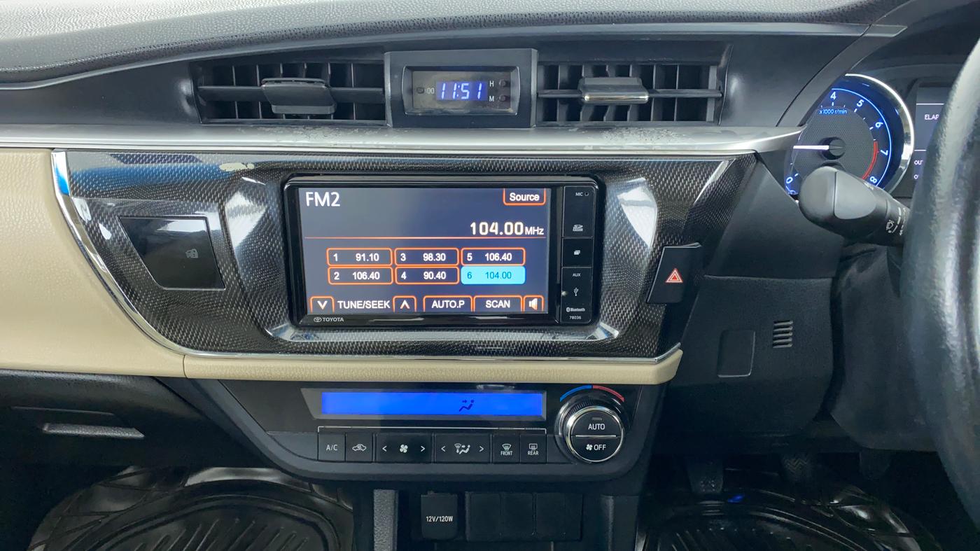 2015 Toyota Corolla Altis G, Petrol, Manual, 66,156 km, Air Conditioner