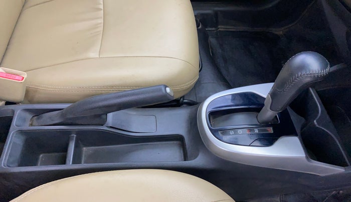 2015 Honda Jazz 1.2L I-VTEC V AT, Petrol, Automatic, 58,032 km, Gear Lever