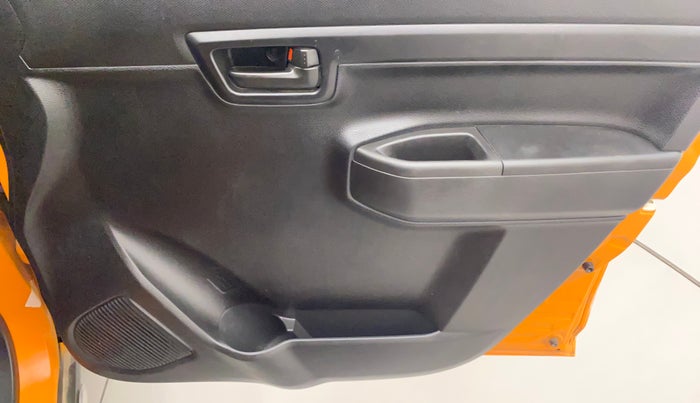 2019 Maruti S PRESSO VXI AMT, Petrol, Automatic, 20,840 km, Driver Side Door Panels Control