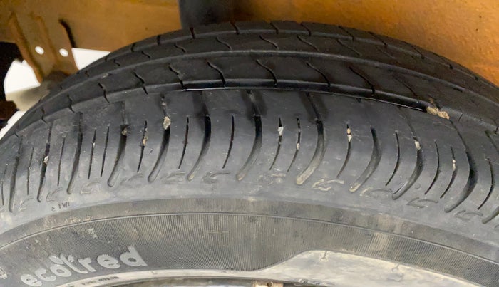 2019 Maruti S PRESSO VXI AMT, Petrol, Automatic, 20,840 km, Right Rear Tyre Tread