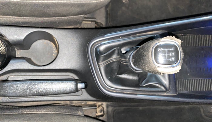 2020 Hyundai NEW I20 ASTA (O) 1.2 MT, Petrol, Manual, 53,976 km, Gear Lever