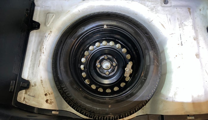 2020 Hyundai NEW I20 ASTA (O) 1.2 MT, Petrol, Manual, 53,976 km, Spare Tyre