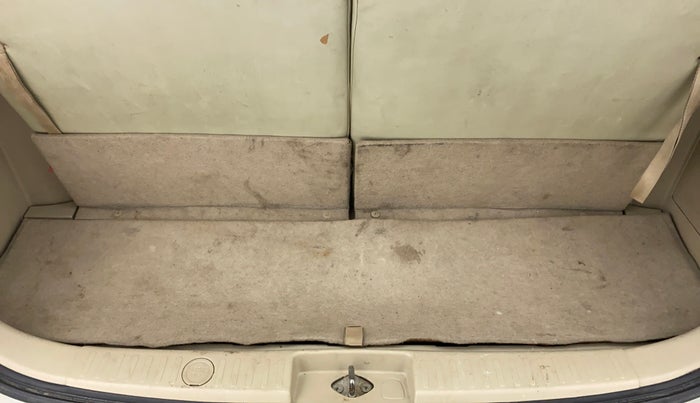 2017 Maruti Ertiga VDI SHVS, Diesel, Manual, 80,076 km, Boot Inside