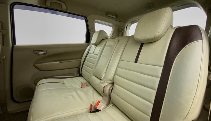 2017 Maruti Ertiga VDI SHVS, Diesel, Manual, 80,076 km, Right Side Rear Door Cabin