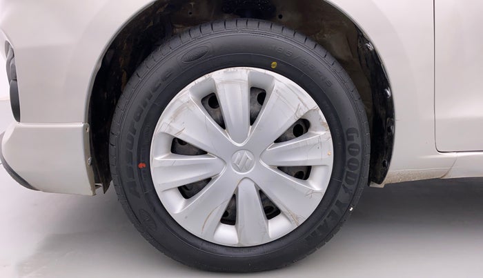 2017 Maruti Ertiga VDI SHVS, Diesel, Manual, 80,076 km, Left Front Wheel