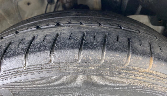 2017 Honda City 1.5L I-VTEC V MT, Petrol, Manual, 35,715 km, Right Front Tyre Tread