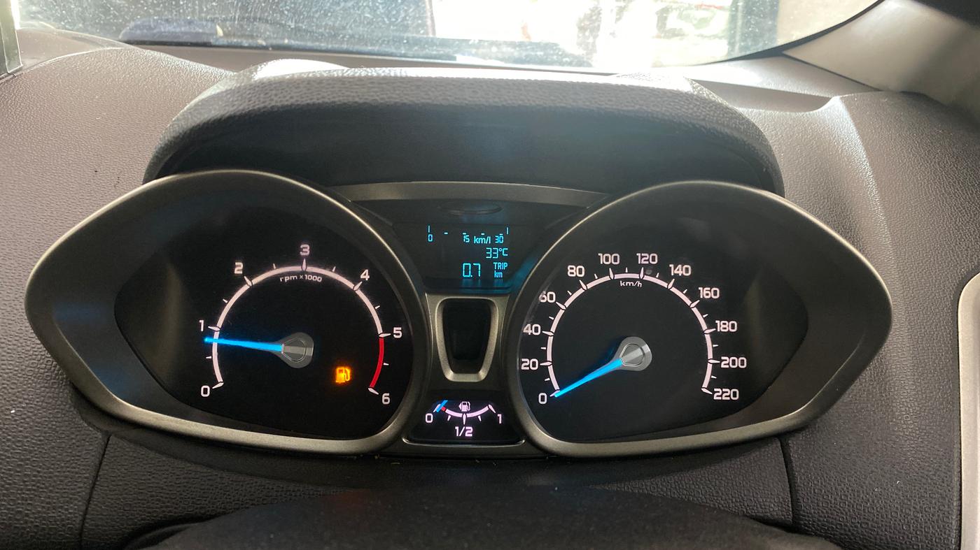 2016 Ford Ecosport TITANIUM 1.5L DIESEL, Diesel, Manual, 1,01,667 km, Odometer Image