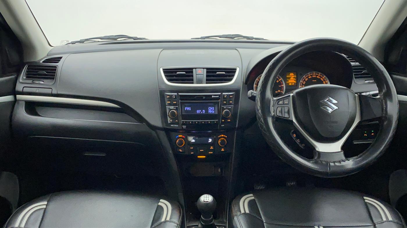 2017 Maruti Swift ZXI D, Petrol, Manual, 53,064 km, Dashboard