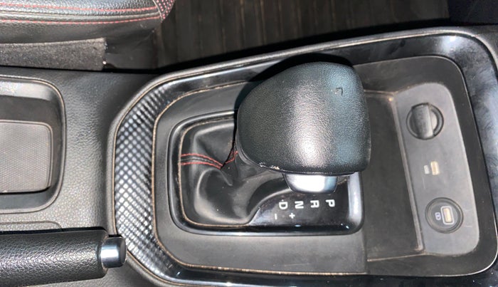 2020 KIA SONET GTX PLUS 1.0 DCT, Petrol, Automatic, 58,083 km, Gear Lever