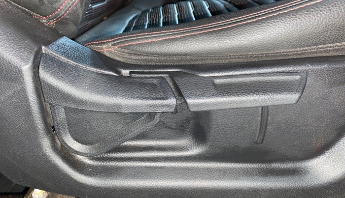 2020 KIA SONET GTX PLUS 1.0 DCT, Petrol, Automatic, 58,083 km, Driver Side Adjustment Panel