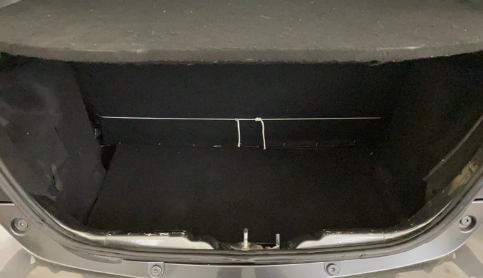 2023 Tata Tiago XT (O) PETROL, Petrol, Manual, 33,548 km, Boot Inside