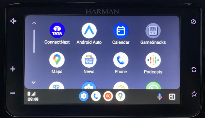2023 Tata TIAGO NRG XZ ICNG, CNG, Manual, 12,189 km, Apple CarPlay and Android Auto