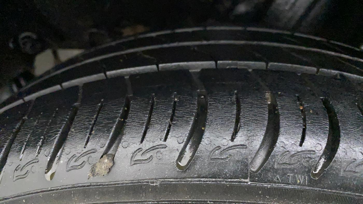 2021 Tata ALTROZ XM PLUS PETROL, Petrol, Manual, 37,581 km, Left Rear Tyre Tread