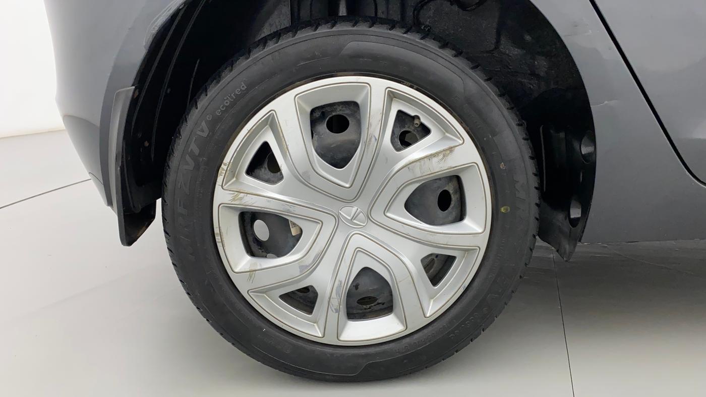 2021 Tata ALTROZ XM PLUS PETROL, Petrol, Manual, 37,581 km, Right Rear Wheel