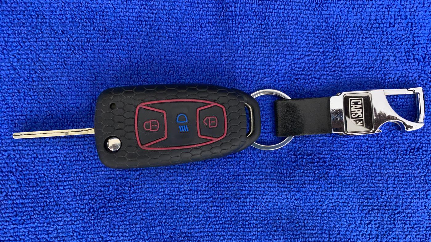 2021 Tata ALTROZ XM PLUS PETROL, Petrol, Manual, 37,581 km, Key Close Up