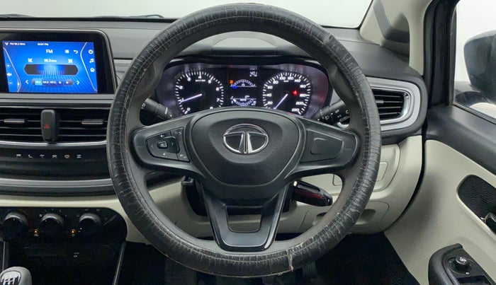 2021 Tata ALTROZ XM PLUS PETROL, Petrol, Manual, 37,581 km, Steering Wheel Close Up