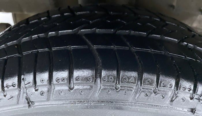 2018 Tata TIGOR XM 1.2 REVOTRON, Petrol, Manual, 47,183 km, Right Rear Tyre Tread