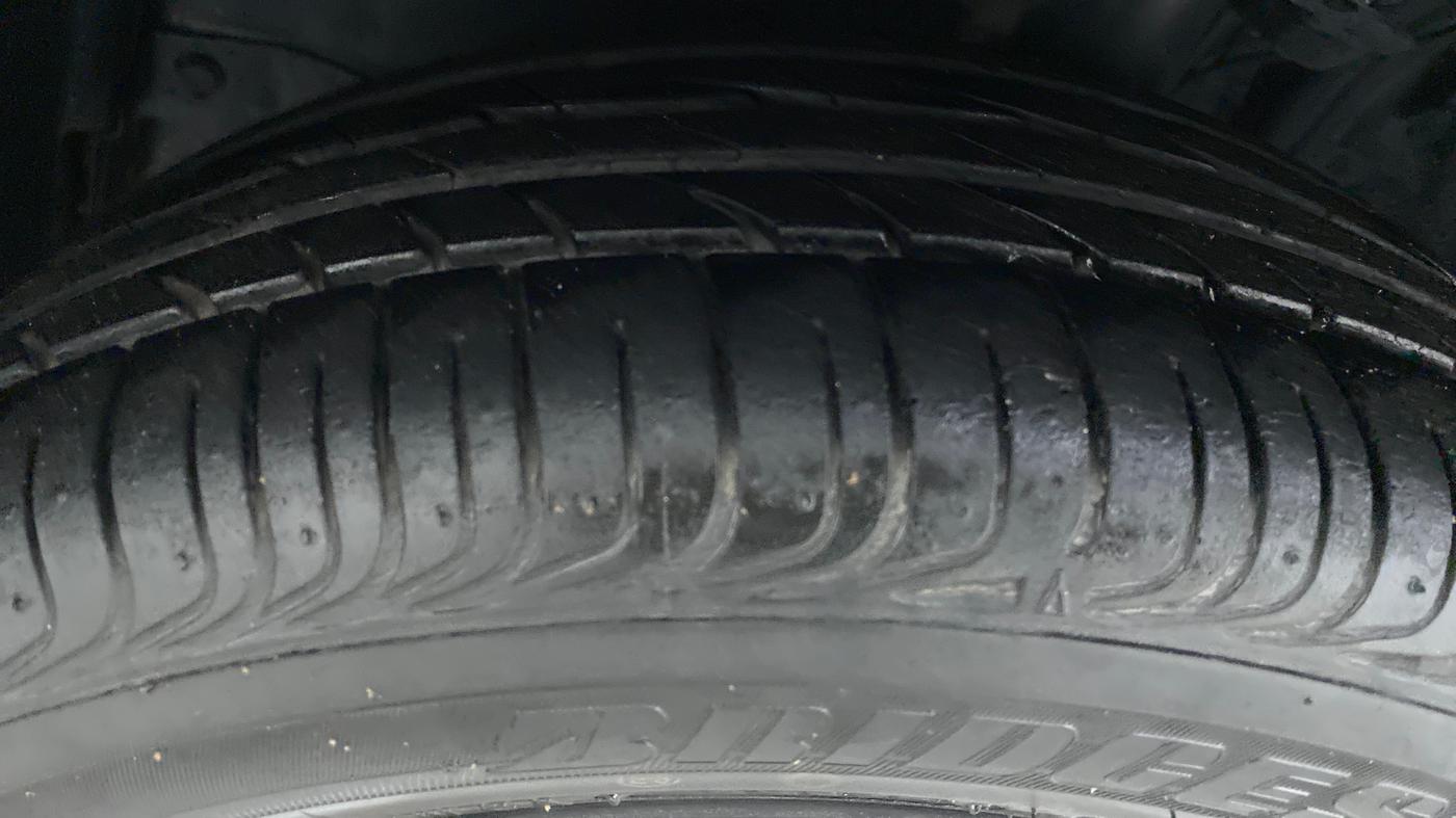 2018 Toyota YARIS G CVT, Petrol, Automatic, 28,932 km, Left Front Tyre Tread