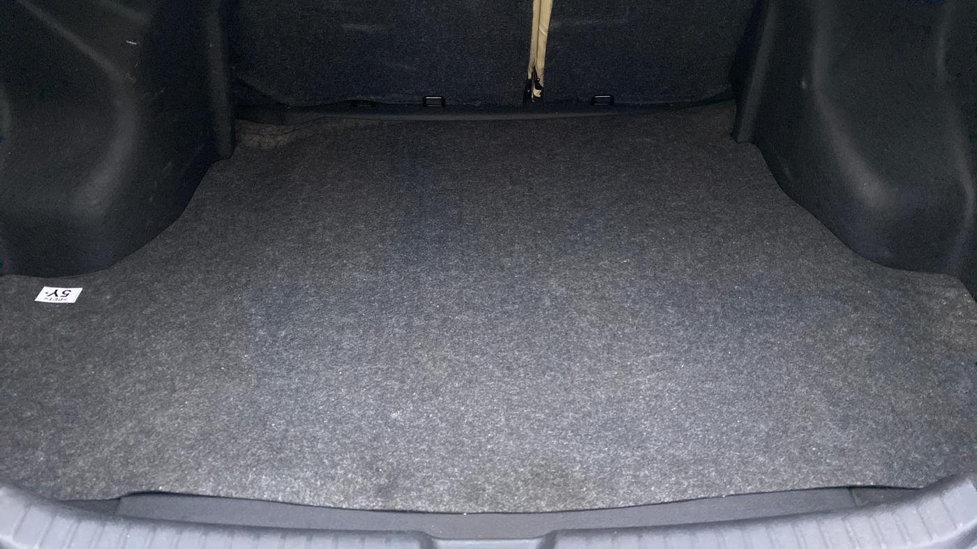 2018 Toyota YARIS G CVT, Petrol, Automatic, 28,932 km, Boot Inside