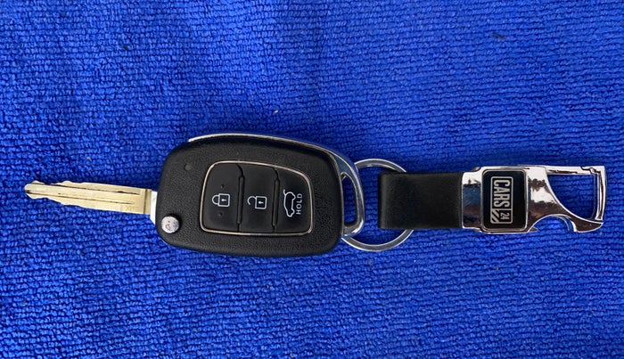 2022 Hyundai VENUE SX 1.5 CRDI, Diesel, Manual, 34,878 km, Key Close Up