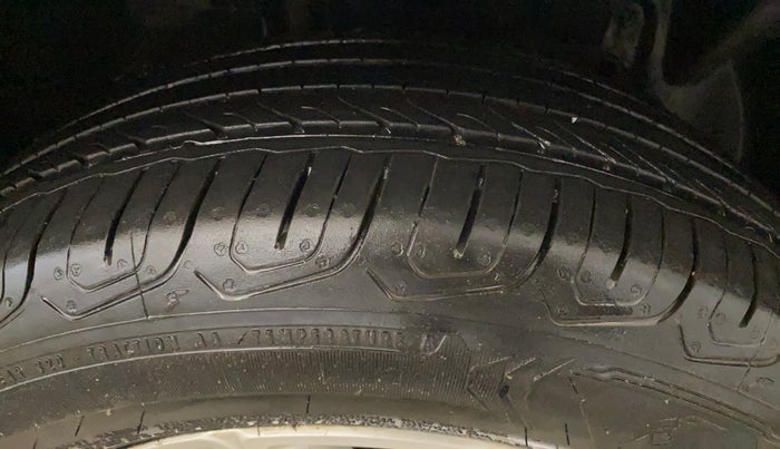 2014 Ford Ecosport TITANIUM 1.5L PETROL, Petrol, Manual, 43,718 km, Right Front Tyre Tread