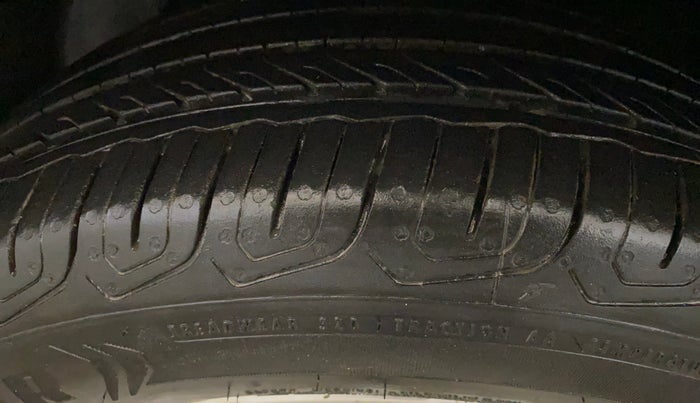 2014 Ford Ecosport TITANIUM 1.5L PETROL, Petrol, Manual, 43,718 km, Left Front Tyre Tread