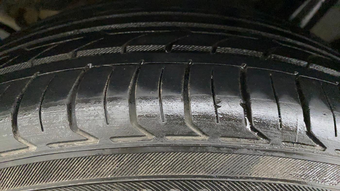 2021 Hyundai AURA S 1.2 CNG, CNG, Manual, 27,995 km, Right Rear Tyre Tread