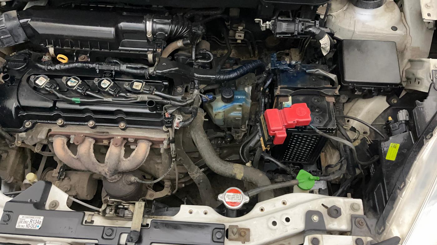 2018 Maruti Swift VXI AMT, Petrol, Automatic, 59,746 km, Engine View - Left