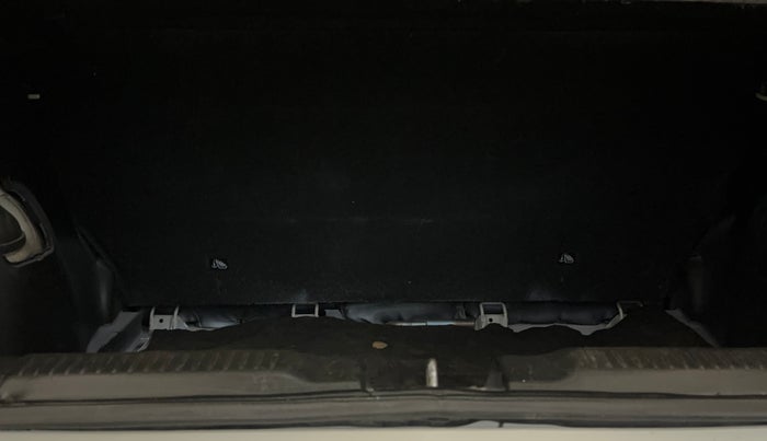 2018 Maruti Swift VXI AMT, Petrol, Automatic, 59,704 km, Boot Inside