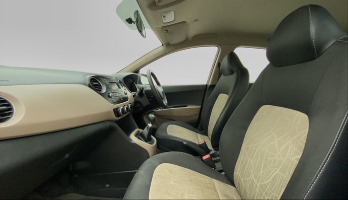 2016 Hyundai Grand i10 SPORTZ 1.2 KAPPA VTVT, Petrol, Manual, 55,215 km, Right Side Front Door Cabin