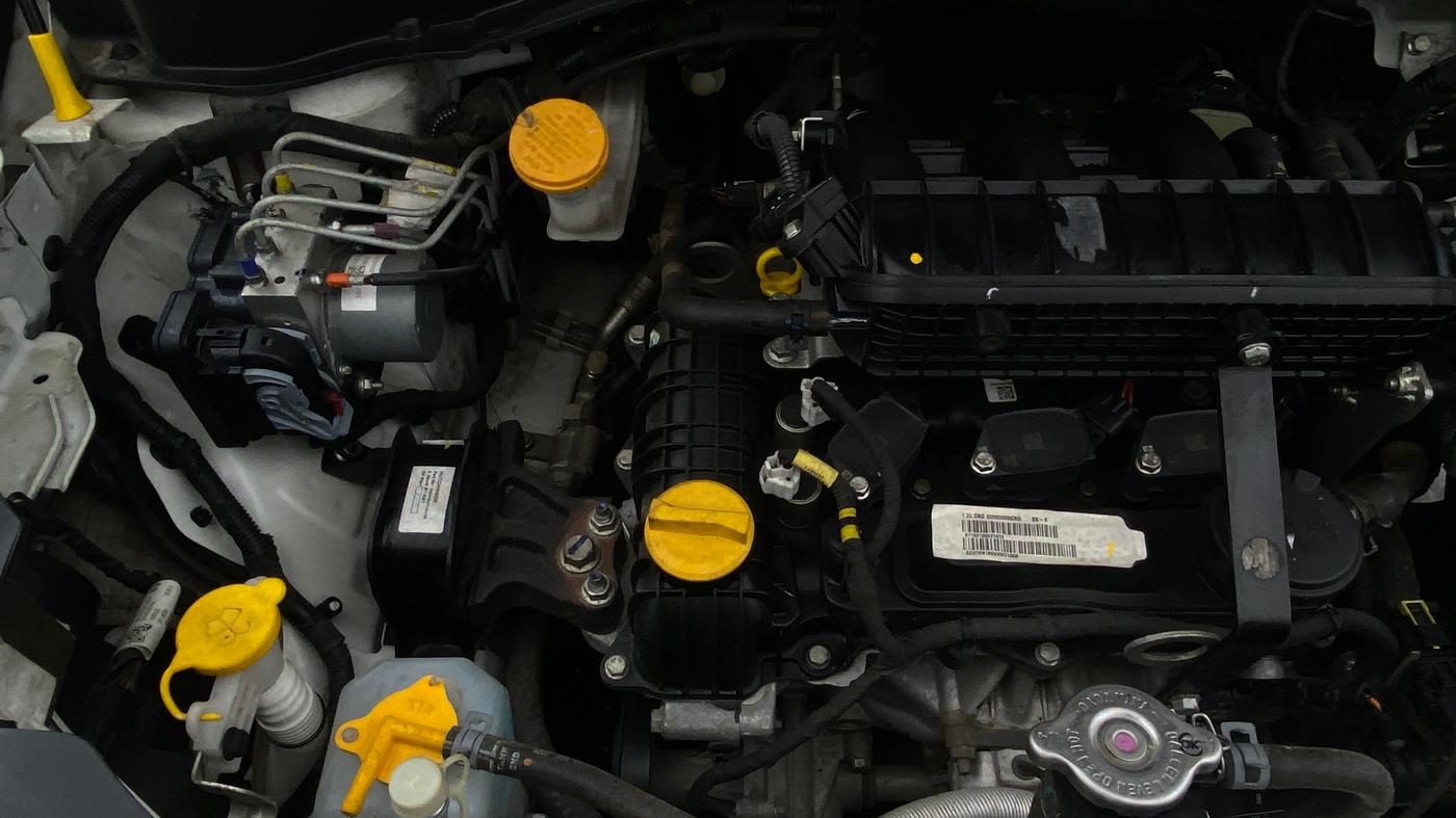 2024 Tata PUNCH ACCOMPLISHED DAZZLE SUNROOF CNG MT, CNG, Manual, 26,504 km, Engine View - Right