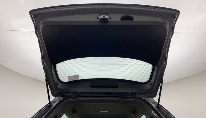 2017 Hyundai Creta SX PLUS AT 1.6 PETROL, Petrol, Automatic, 28,625 km, Boot Door Open