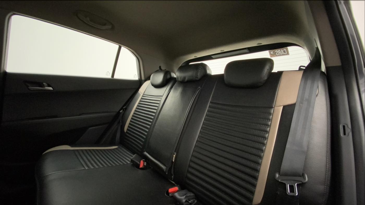 2017 Hyundai Creta SX PLUS AT 1.6 PETROL, Petrol, Automatic, 28,625 km, Right Side Rear Door Cabin