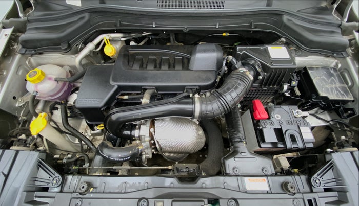 2020 Mahindra XUV300 1.5 W6 MT, Diesel, Manual, 13,222 km, Open Bonet
