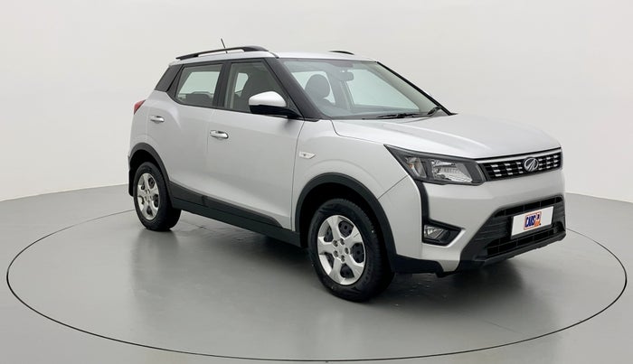2020 Mahindra XUV300 1.5 W6 MT, Diesel, Manual, 13,222 km, Right Front Diagonal