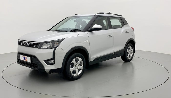 2020 Mahindra XUV300 1.5 W6 MT, Diesel, Manual, 13,222 km, Left Front Diagonal
