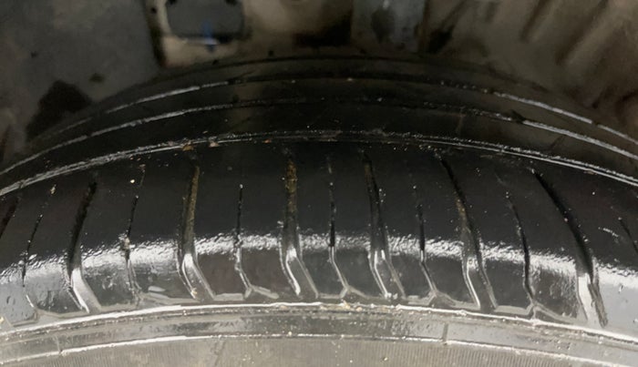 2021 Hyundai VENUE SX 1.0 TURBO, Petrol, Manual, 57,535 km, Left Front Tyre Tread