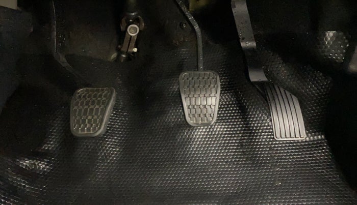 2023 Tata NEXON XM SUNROOF PETROL, Petrol, Manual, 20,850 km, Pedals