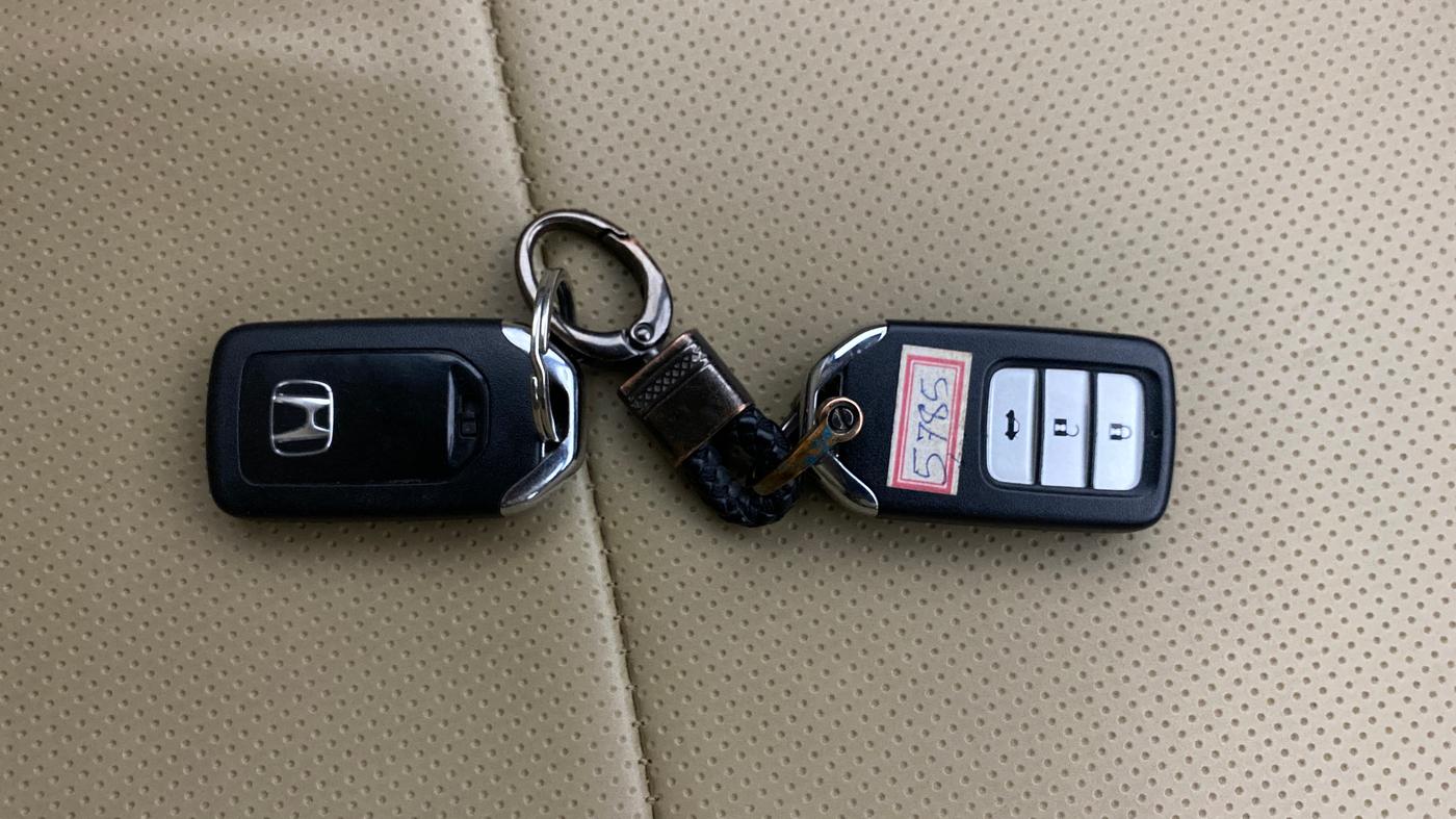 2020 Honda City 1.5L I-VTEC V MT 5TH GEN, Petrol, Manual, 50,208 km, Key Close Up