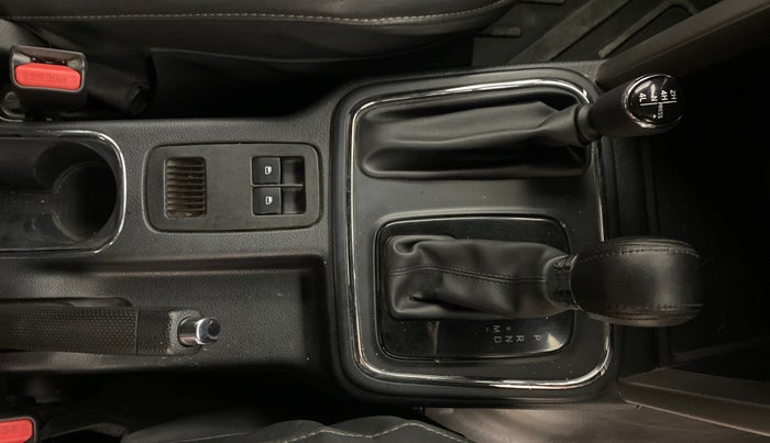 2021 Mahindra Thar LX PETROL HT 4WD AT, Petrol, Automatic, 35,731 km, Gear Lever