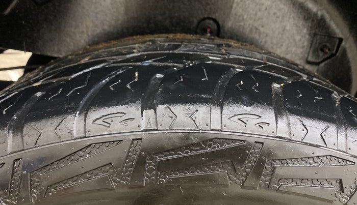 2021 Mahindra Thar LX PETROL HT 4WD AT, Petrol, Automatic, 35,731 km, Right Rear Tyre Tread