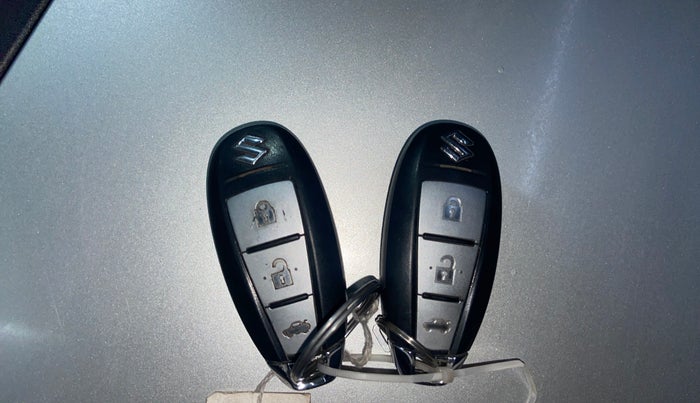 2016 Maruti Ciaz ZDI+ SHVS RS, Diesel, Manual, 60,622 km, Key Close Up