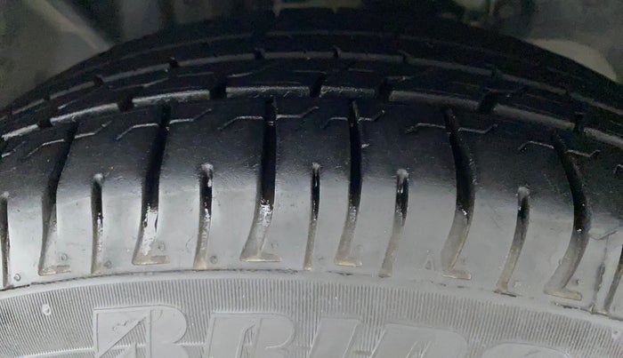 2017 Ford Ecosport TITANIUM 1.5L PETROL, Petrol, Manual, 60,957 km, Left Front Tyre Tread