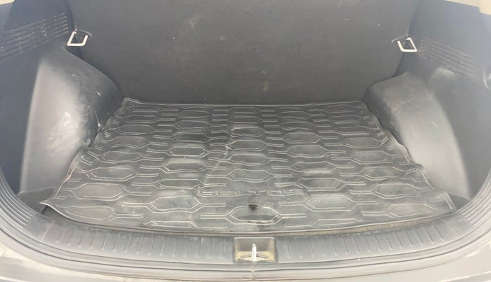 2022 KIA SELTOS HTK 1.5 PETROL, Petrol, Manual, 43,539 km, Boot Inside