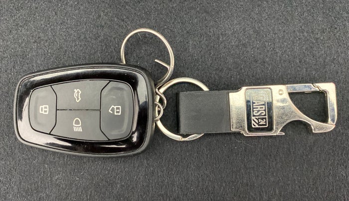 2021 Tata ALTROZ XZ 1.5 RTQ, Diesel, Manual, 16,127 km, Key Close Up