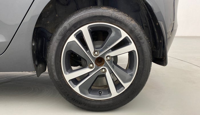 2021 Tata ALTROZ XZ 1.5 RTQ, Diesel, Manual, 16,127 km, Left Rear Wheel