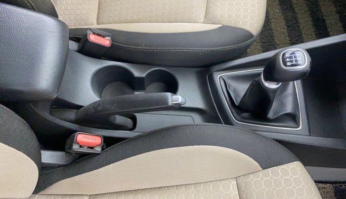 2015 Hyundai Elite i20 ASTA 1.2 (O), Petrol, Manual, 36,752 km, Gear Lever