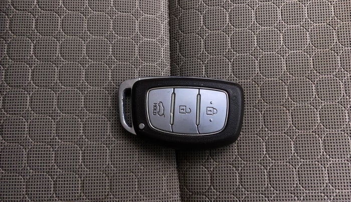 2015 Hyundai Elite i20 ASTA 1.2 (O), Petrol, Manual, 36,752 km, Key Close Up