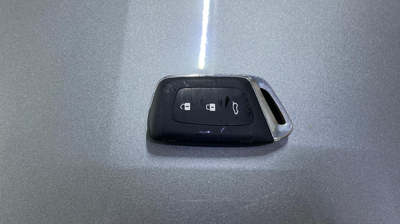 2020 MG HECTOR SHARP 1.5 DCT PETROL, Petrol, Automatic, 37,087 km, Key Close Up